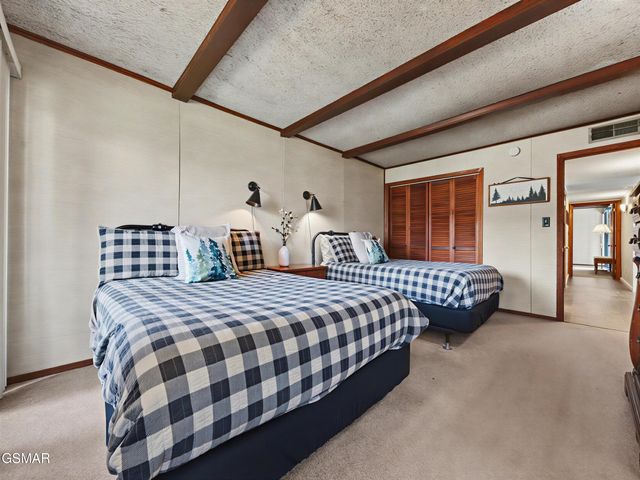 3815 E Parkway, Gatlinburg, TN 37738