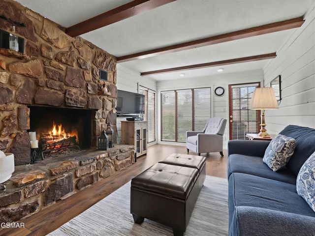 3815 E Parkway, Gatlinburg, TN 37738