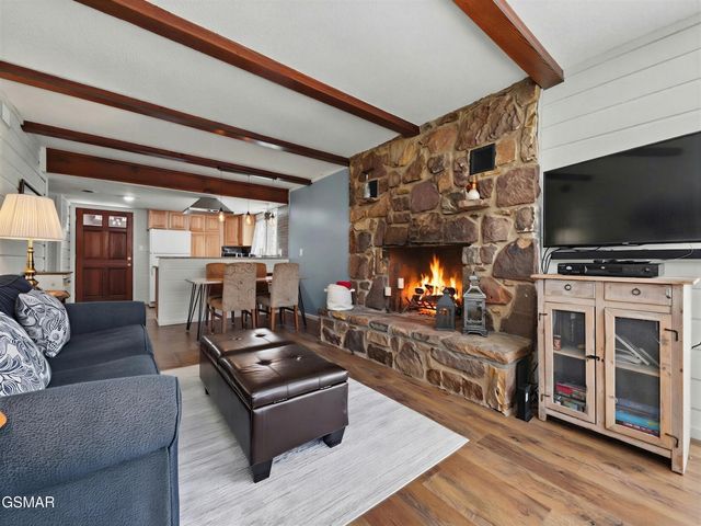 3815 E Parkway, Gatlinburg, TN 37738