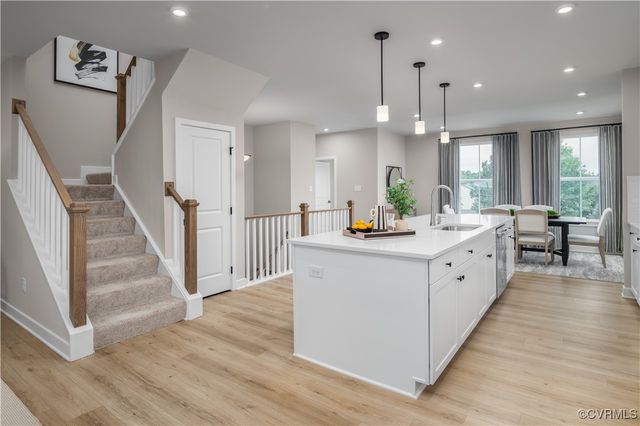 8041 Lake Laurel Ln Unit#B, Glen Allen, VA 23060