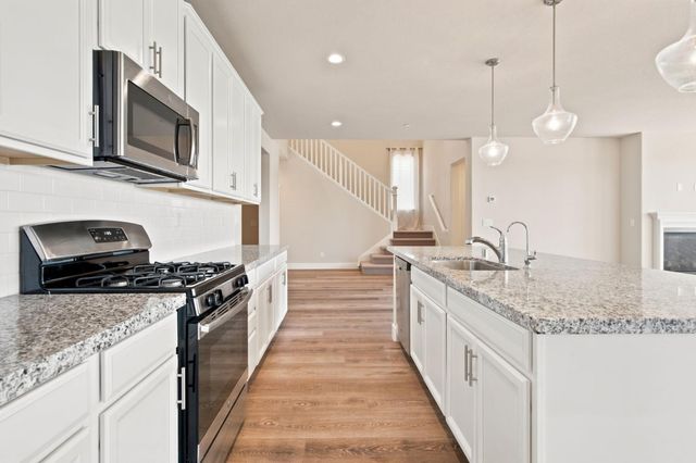 18006 Silver Springs Way, Lathrop, CA 95330