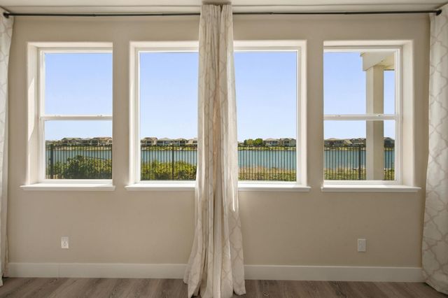 18006 Silver Springs Way, Lathrop, CA 95330