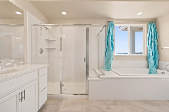 18006 Silver Springs Way, Lathrop, CA 95330