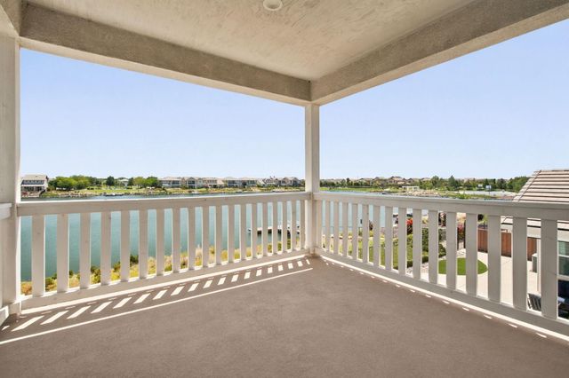 18006 Silver Springs Way, Lathrop, CA 95330