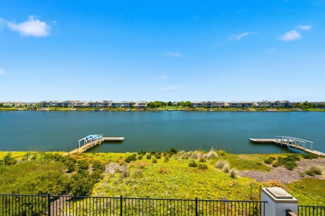 18006 Silver Springs Way, Lathrop, CA 95330