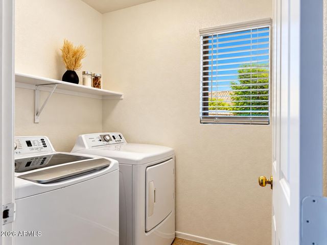 8917 E ORO Circle, Mesa, AZ 85212