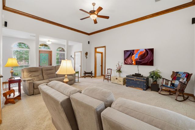 8 Royal Vista Cove, Greenbrier, AR 72058