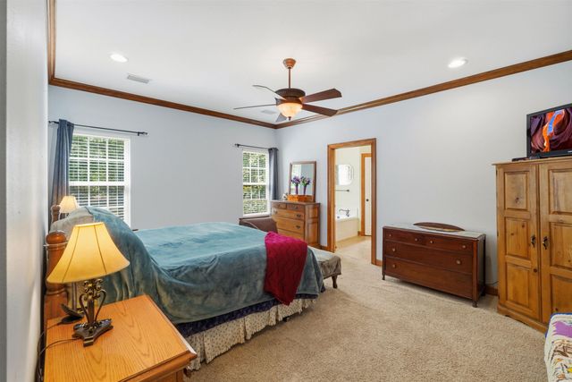 8 Royal Vista Cove, Greenbrier, AR 72058