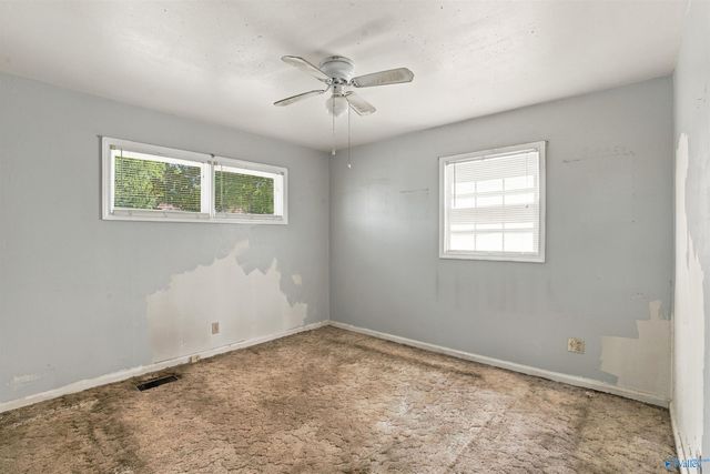 1201 Seton Avenue Se, Decatur, AL 35601