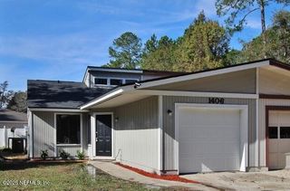 1406 ELLIS TRACE Drive W, Jacksonville, FL 32205