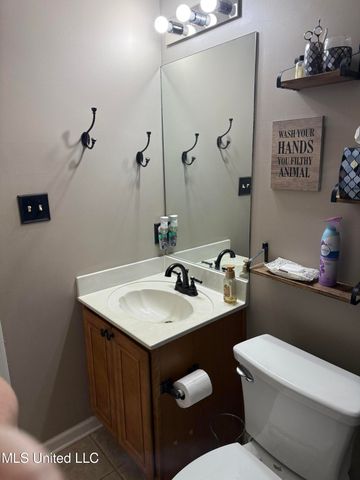 25 Dry Field Road, Byhalia, MS 38611