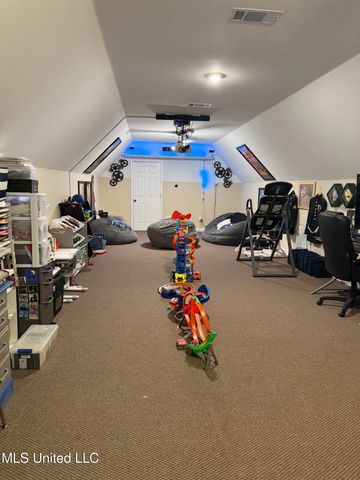 25 Dry Field Road, Byhalia, MS 38611