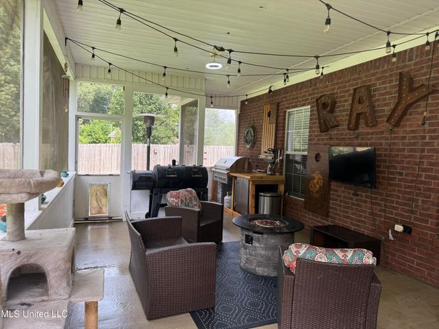 25 Dry Field Road, Byhalia, MS 38611