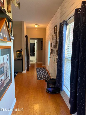 25 Dry Field Road, Byhalia, MS 38611