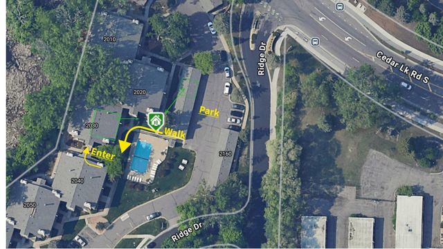2030 Ridge Drive 32, Saint Louis Park, MN 55416