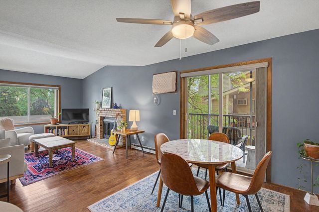 2030 Ridge Drive 32, Saint Louis Park, MN 55416