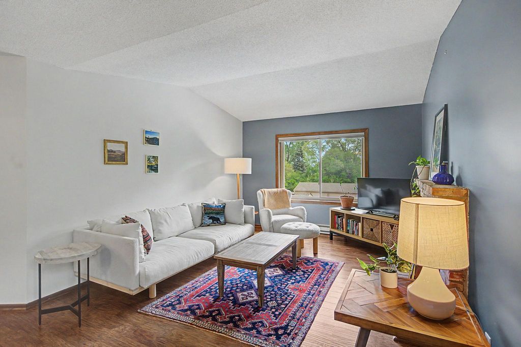 2030 Ridge Drive 32, Saint Louis Park, MN 55416 — photo 5