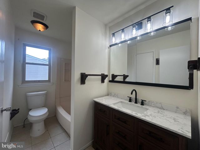 23 LAWRENCE LN, Westampton, NJ 08060