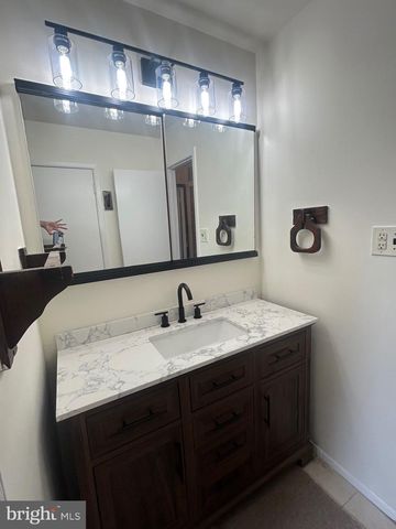 23 LAWRENCE LN, Westampton, NJ 08060