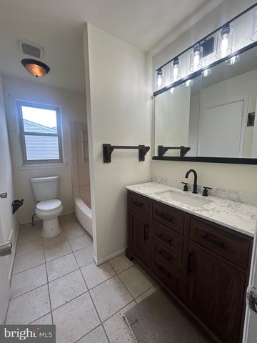 23 LAWRENCE LN, Westampton, NJ 08060