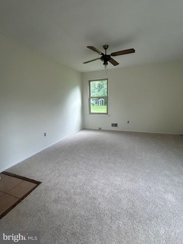 23 LAWRENCE LN, Westampton, NJ 08060