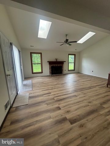 23 LAWRENCE LN, Westampton, NJ 08060