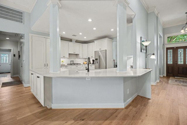 903 Live Oak Lane, Seabrook, TX 77586