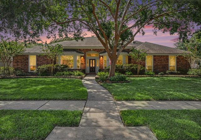 903 Live Oak Lane, Seabrook, TX 77586