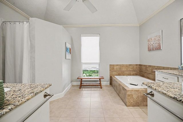 903 Live Oak Lane, Seabrook, TX 77586