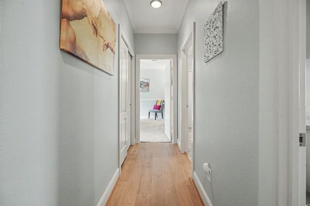 903 Live Oak Lane, Seabrook, TX 77586