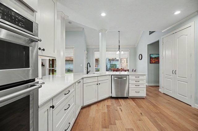903 Live Oak Lane, Seabrook, TX 77586