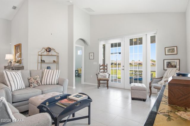 34 Lagoon Way, Palm Coast, FL 32137