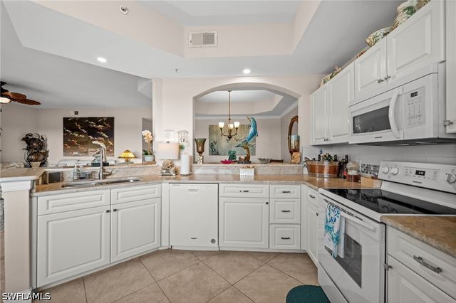 4670 Turnberry Lake DR 305, Estero, FL 33928