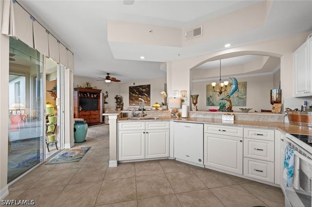 4670 Turnberry Lake DR 305, Estero, FL 33928