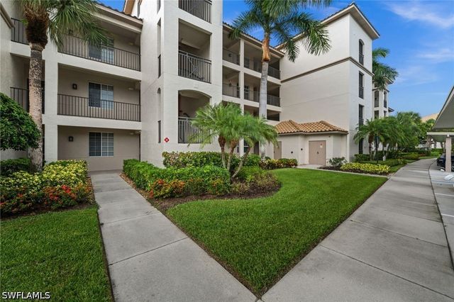 4670 Turnberry Lake DR 305, Estero, FL 33928