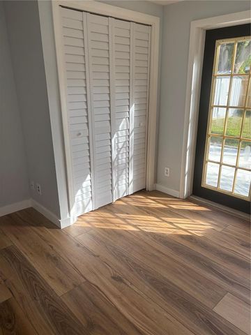 5612 16TH STREET, Zephyrhills, FL 33542