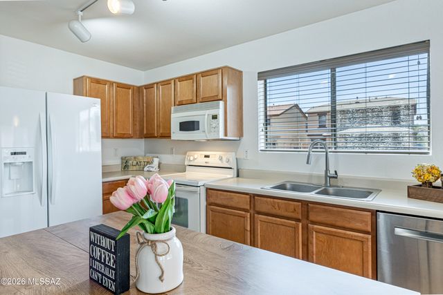 12886 N Desert Olive Drive, Oro Valley, AZ 85755
