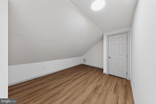 121-123 N REPAUNO AVE, Gibbstown, NJ 08027