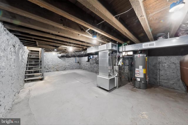 121-123 N REPAUNO AVE, Gibbstown, NJ 08027