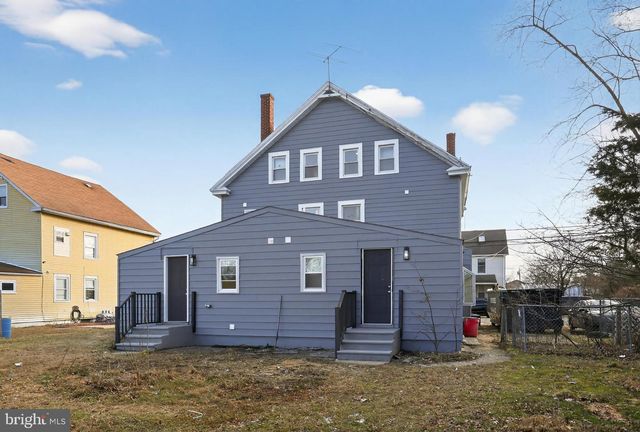 121-123 N REPAUNO AVE, Gibbstown, NJ 08027