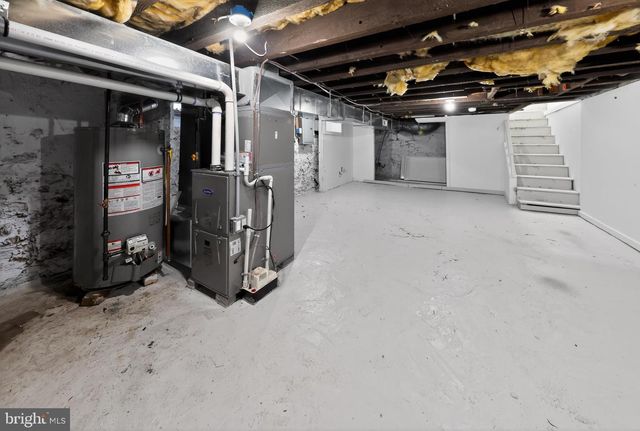 121-123 N REPAUNO AVE, Gibbstown, NJ 08027