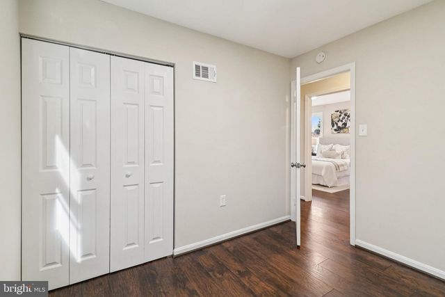 16920 GLEN OAK RUN, Rockville, MD 20855