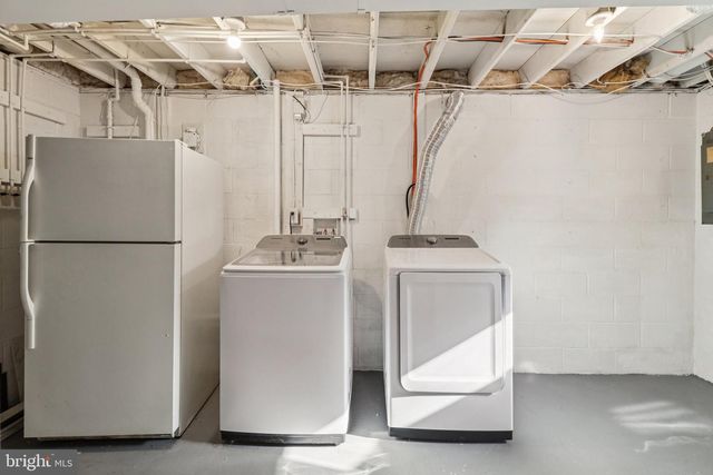 16920 GLEN OAK RUN, Rockville, MD 20855