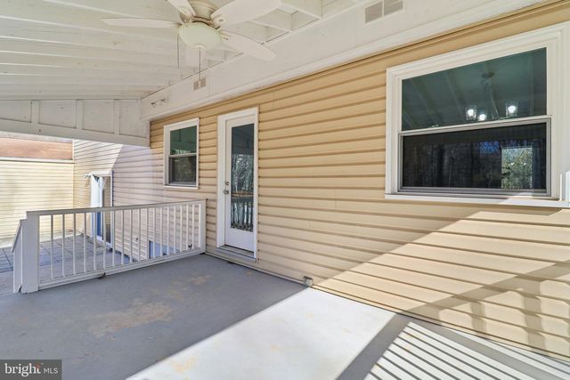 16920 GLEN OAK RUN, Rockville, MD 20855