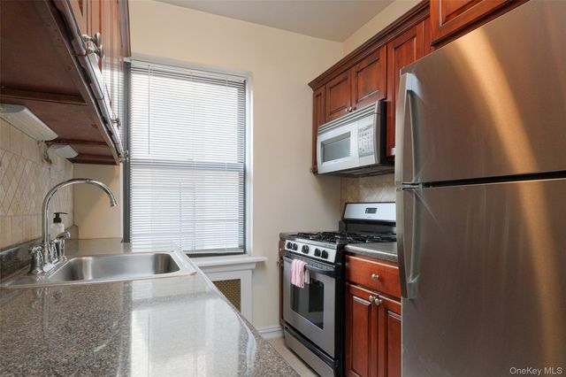 1855 Grand Concourse 51, Bronx, NY 10453