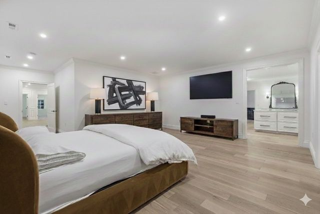 959 Chestnut Street, Newton, MA 02464