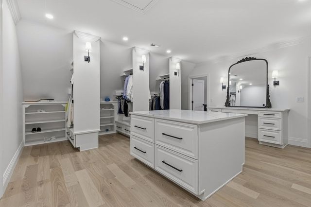 959 Chestnut Street, Newton, MA 02464