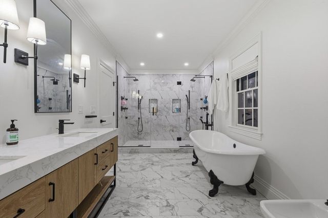 959 Chestnut Street, Newton, MA 02464