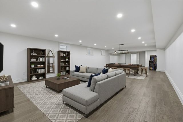 959 Chestnut Street, Newton, MA 02464