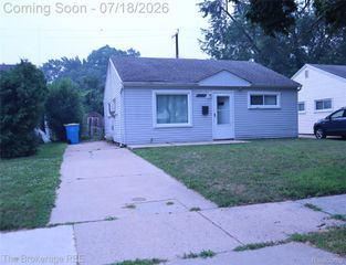 34861 John Street, Wayne, MI 48184